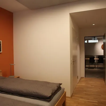 Holzlager Nocleg ze śniadaniem Zurych