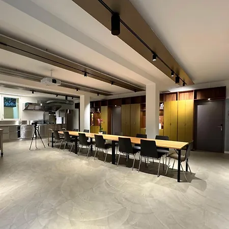 Holzlager Nocleg ze śniadaniem 3*